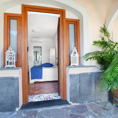 Apartamento Casa Sorrento, Immerso Nel A Pochi Passi Dal Centro Sorrento