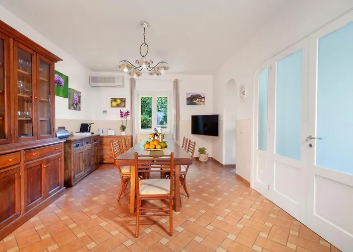 아파트 Casa Sorrento, Immerso Nel A Pochi Passi Dal Centro