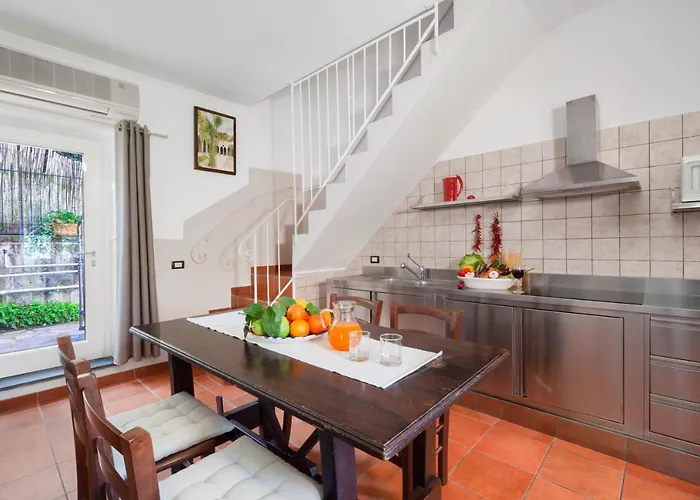 Casa Sorrento, Immerso Nel A Pochi Passi Dal Centro * 소렌토