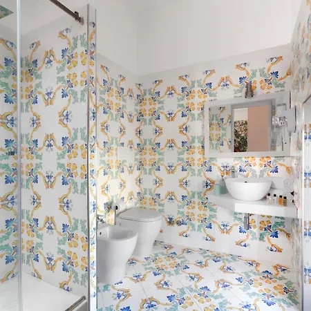 Casa Sorrento, Immerso Nel A Pochi Passi Dal Centro Apartment Sorrent